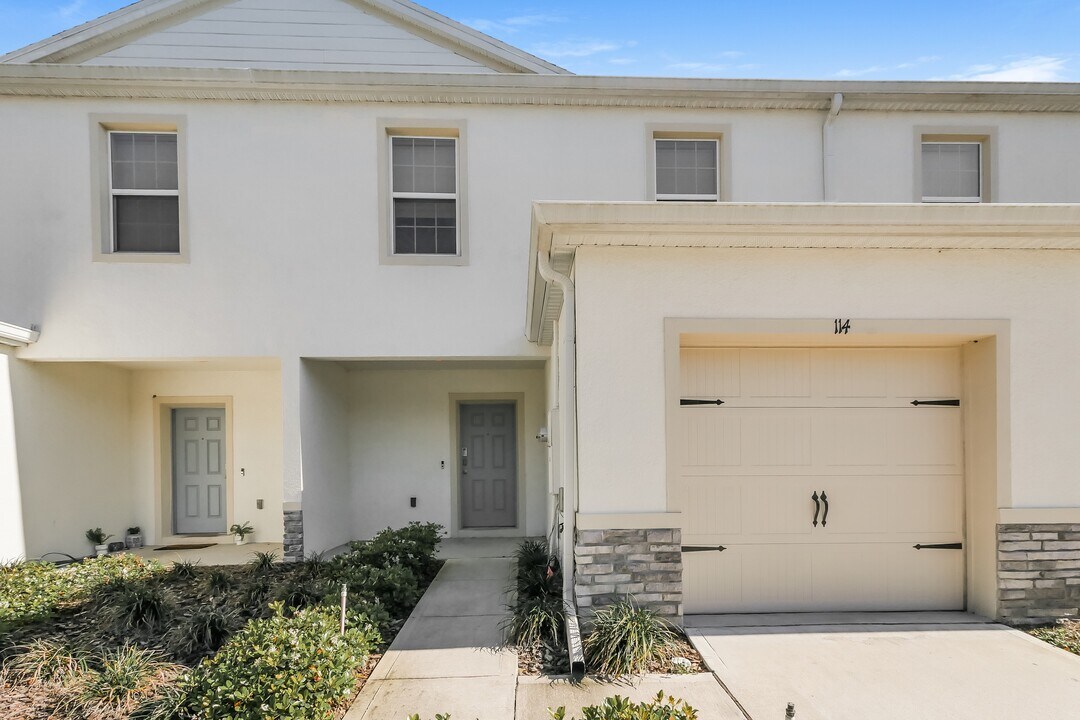 114 Ormond Grande Blvd in Ormond Beach, FL - Building Photo