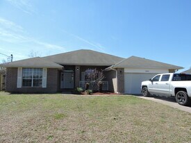 4862 Leyland Ln in Crestview, FL - Building Photo
