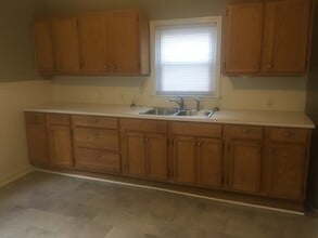 1111 W 49th St in North Little Rock, AR - Building Photo - Building Photo