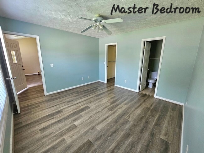 2127 Winter Moss Ln in Wilmington, NC - Foto de edificio - Building Photo