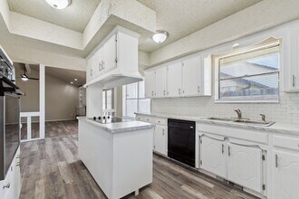 10505 Evergreen Ct in Oklahoma City, OK - Building Photo - Building Photo
