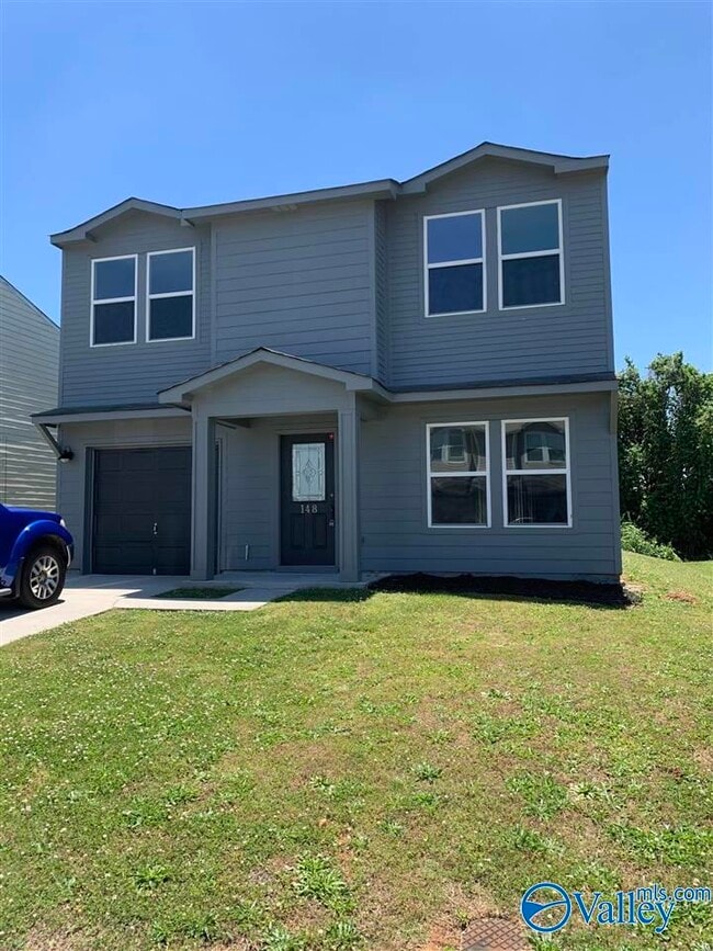 148 Whitestone Dr NE