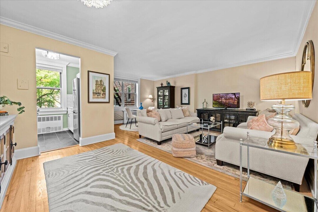 629 Kappock St in Bronx, NY - Building Photo