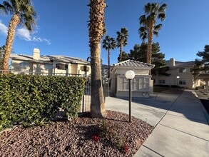3320 S Fort Apache Rd, Unit 218 in Las Vegas, NV - Building Photo - Building Photo