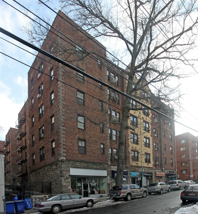 Grand Gardens Apartments