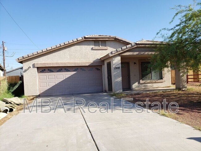 property at 1934 E Pueblo Ave
