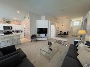 8212 Fan Palm Way in Kissimmee, FL - Building Photo - Building Photo