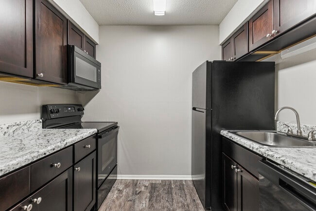 Bent Oak Apartments in Greer, SC - Foto de edificio - Building Photo