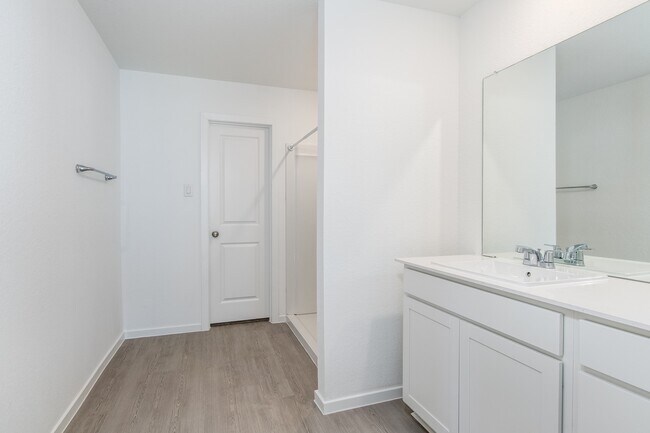 property at 3013 Colusa Rdg Dr