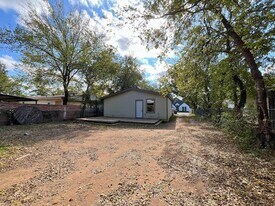 3913 Chenault St, Unit 3002 in Fort Worth, TX - Building Photo