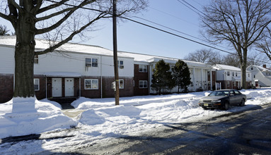 CCA Lafayette Park in Elmwood Park, NJ - Building Photo - Building Photo