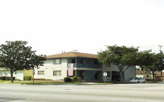 17901 Crenshaw Blvd Apartments