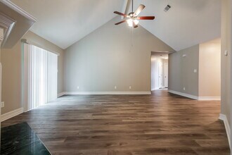275 Eagle Way in Stockbridge, GA - Building Photo - Building Photo