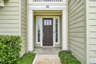 194 W Breezy Way in The Woodlands, TX - Building Photo - Building Photo