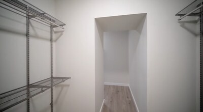 28 W Superior St in Chicago, IL - Building Photo - Building Photo