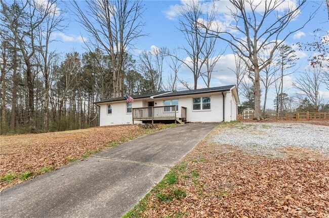 4409 Doc Sams Rd in Cumming, GA - Building Photo - Building Photo