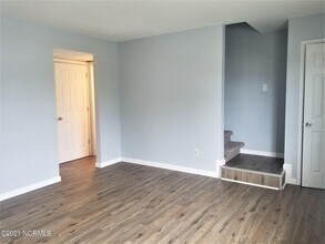 504 Myrtlewood Cir in Jacksonville, NC - Building Photo - Building Photo