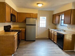 1945 Sandra St in Bowling Green, KY - Building Photo - Building Photo