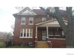 Helen Street Townhomes in Detroit, MI - Foto de edificio - Building Photo