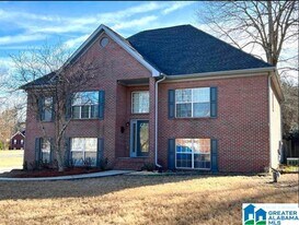 205 Camellia Dr in Chelsea, AL - Building Photo
