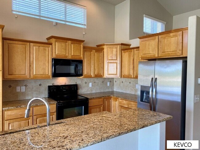 2832 Denver Dr in Fort Collins, CO - Building Photo - Building Photo