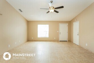 502 Whitehall Ave SW in Palm Bay, FL - Foto de edificio - Building Photo