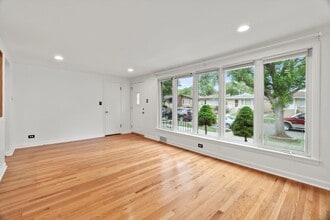 5239 S Rutherford Ave in Chicago, IL - Building Photo - Building Photo