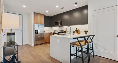 700 Craighead St-Unit -504 in Nashville, TN - Building Photo - Building Photo