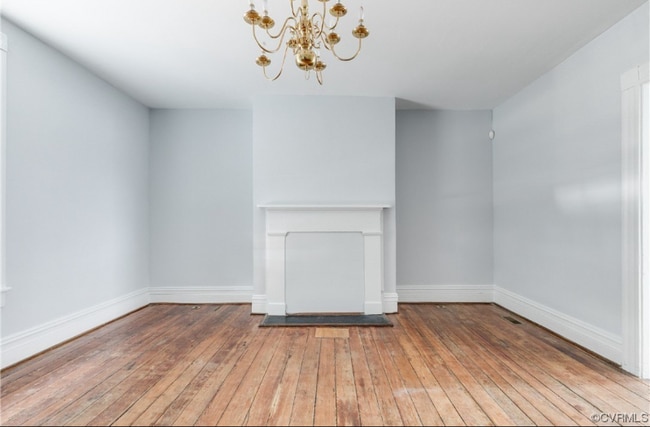 706 W Clay St in Richmond, VA - Foto de edificio - Building Photo