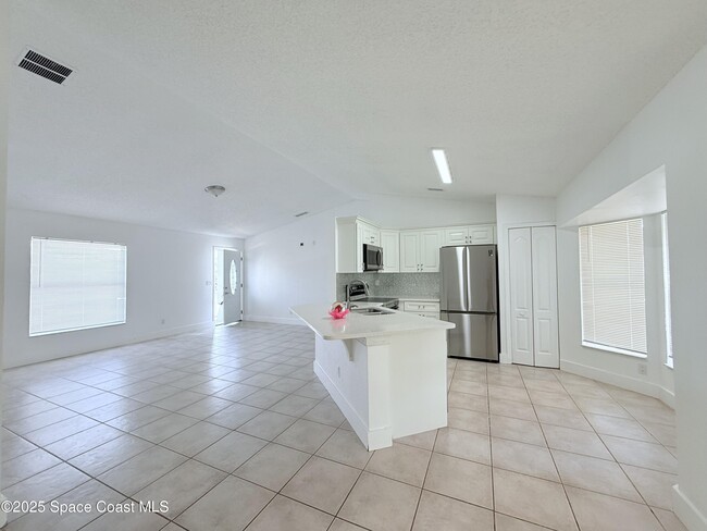 2473 Largo Ave in Palm Bay, FL - Building Photo - Building Photo
