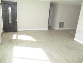 7562 117th St in Seminole, FL - Building Photo - Building Photo