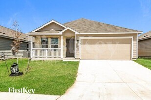 10627 Erinita Way in Converse, TX - Building Photo