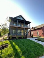 710 13th Ave SE in Minneapolis, MN - Building Photo