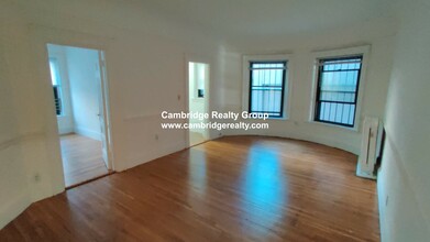 1033 Massachusetts Ave, Unit 504T in Cambridge, MA - Building Photo - Building Photo