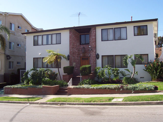 1313 S Cochran Ave in Los Angeles, CA - Building Photo - Building Photo