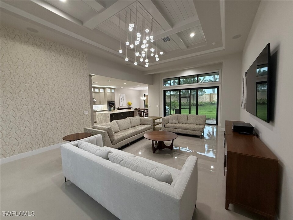 23412 Sanabria Loop in Bonita Springs, FL - Foto de edificio