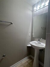 1761 Pompano Dr in Kissimmee, FL - Building Photo - Building Photo