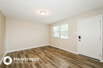 1126 Airglades Dr in Arnold, MO - Foto de edificio - Building Photo