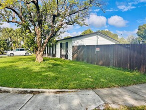10491 SW 122nd Ct in Miami, FL - Building Photo - Building Photo
