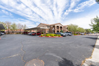 Twin Palm Apartments in Palmdale, CA - Building Photo - Building Photo