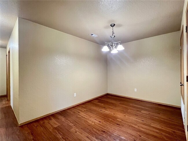 865 Meadowlands Dr in Centerton, AR - Building Photo - Building Photo