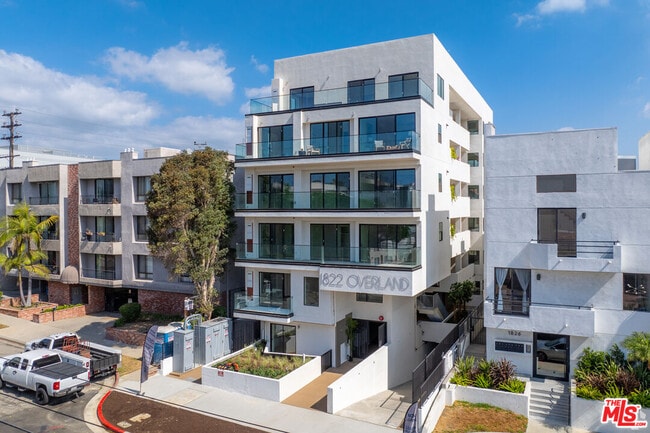 property at 1822 Overland Ave