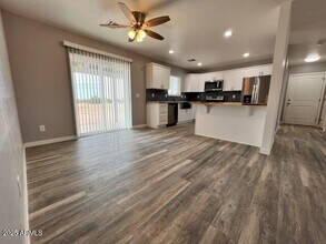 4552 N Loring Rd in Casa Grande, AZ - Building Photo - Building Photo
