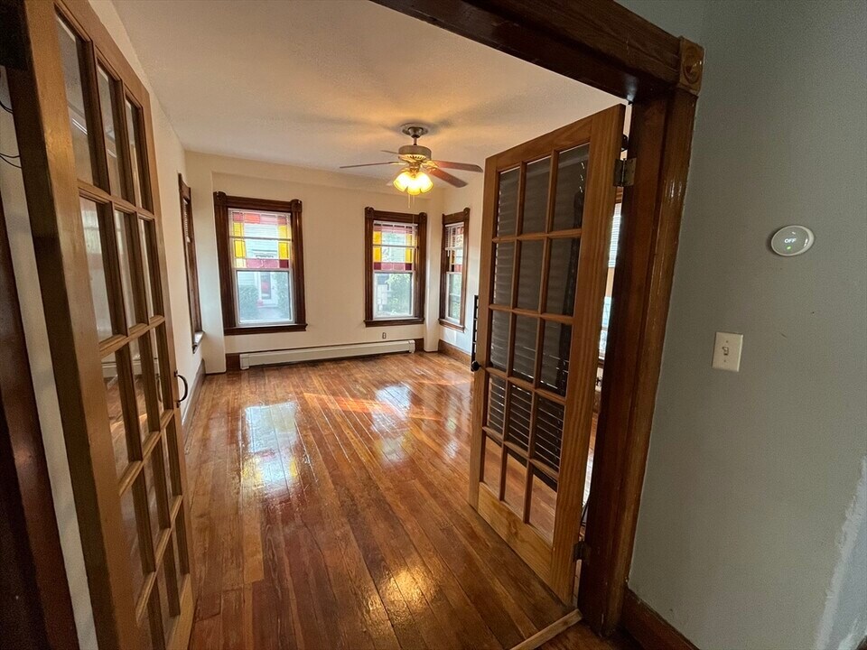 62 Brookside Ave in Boston, MA - Building Photo