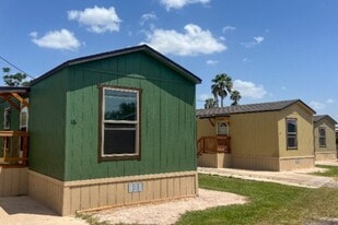 Alamo Paradise Acres RV Park in Alamo, TX - Building Photo