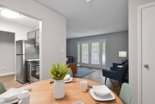 Premier Apartments in Austell, GA - Building Photo