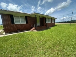 266 Presley Suber Rd in Moultrie, GA - Building Photo - Building Photo