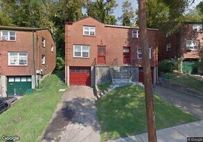 1409 Woodlawn Ave in Pittsburgh, PA - Building Photo