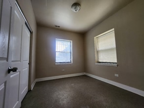 4838 W Adams St in Chicago, IL - Building Photo - Building Photo