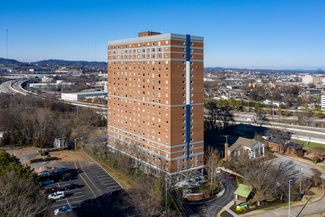 Tradition Knoxville in Knoxville, TN - Foto de edificio